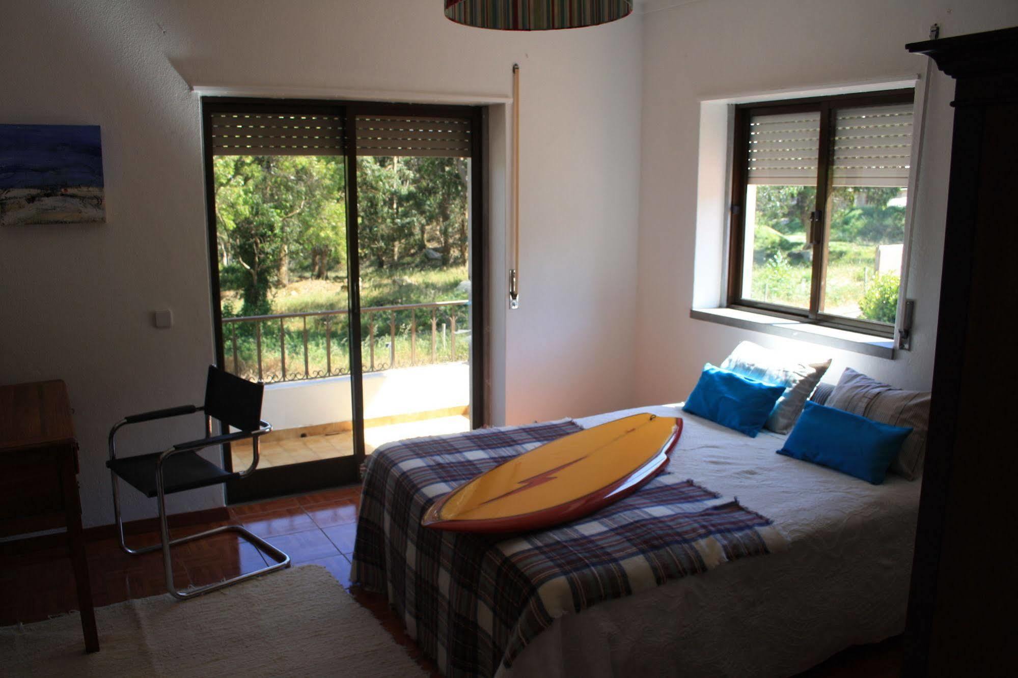 Moby Dick Lodge Malveira da Serra Exterior photo